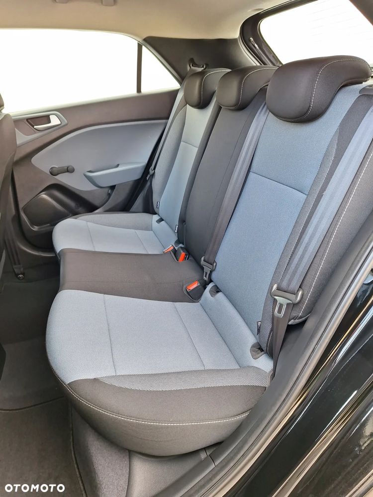 Hyundai i20 1.2 Select - 16