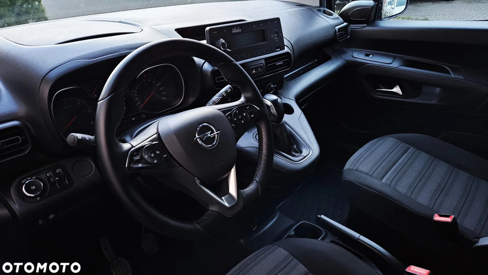 Opel Combo Life XL 1.5 CDTI Essentia S&S - 10