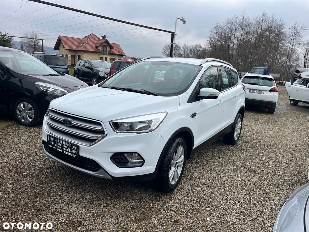 Ford Kuga 1.5 EcoBoost 2x4 Business Edition