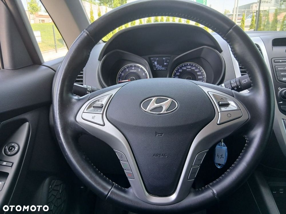 Hyundai ix20 - 22
