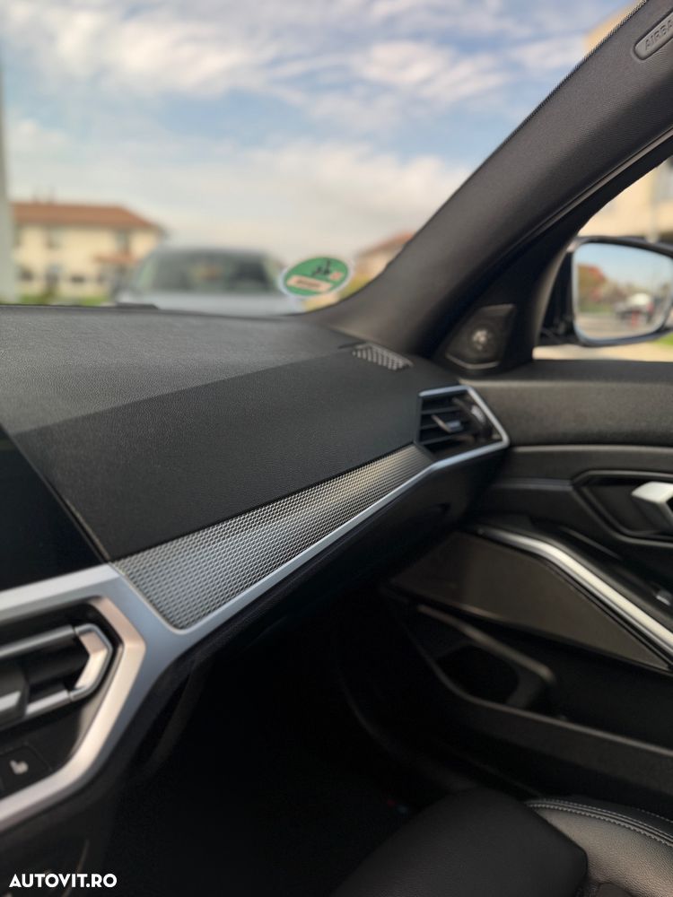 BMW Seria 3 320d Sport-Aut. M Sport - 24