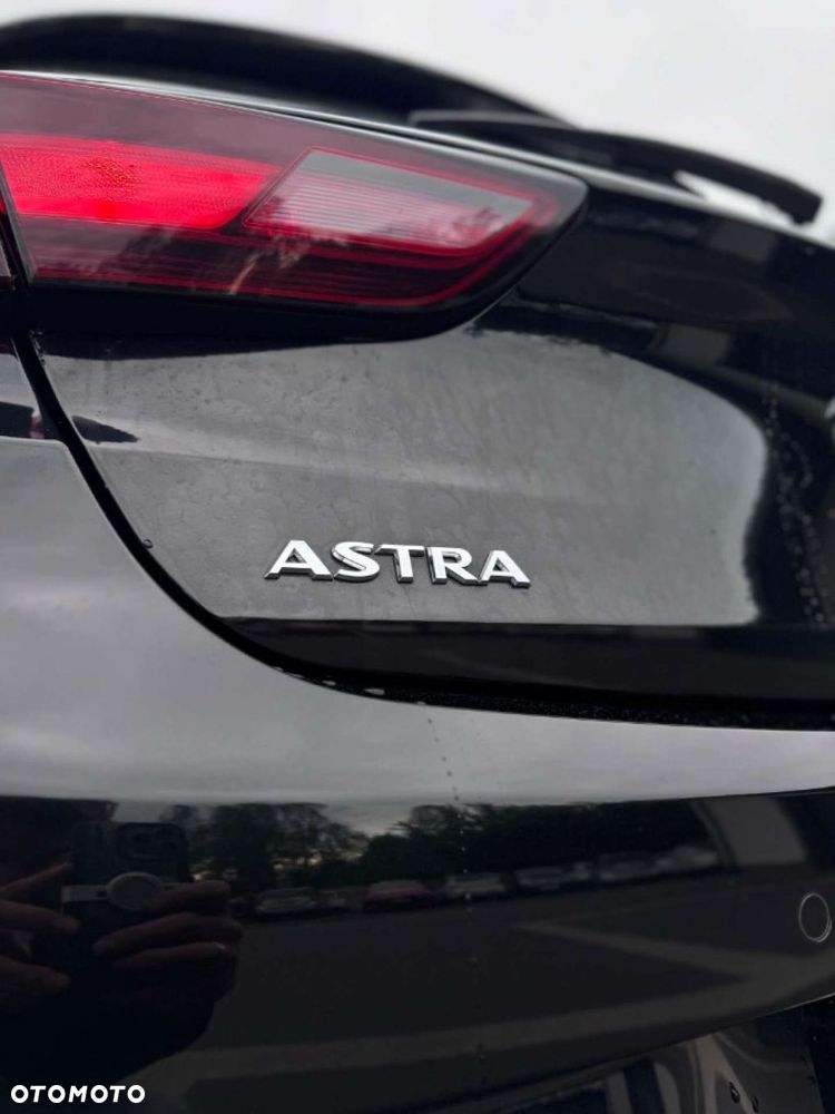Opel Astra - 32