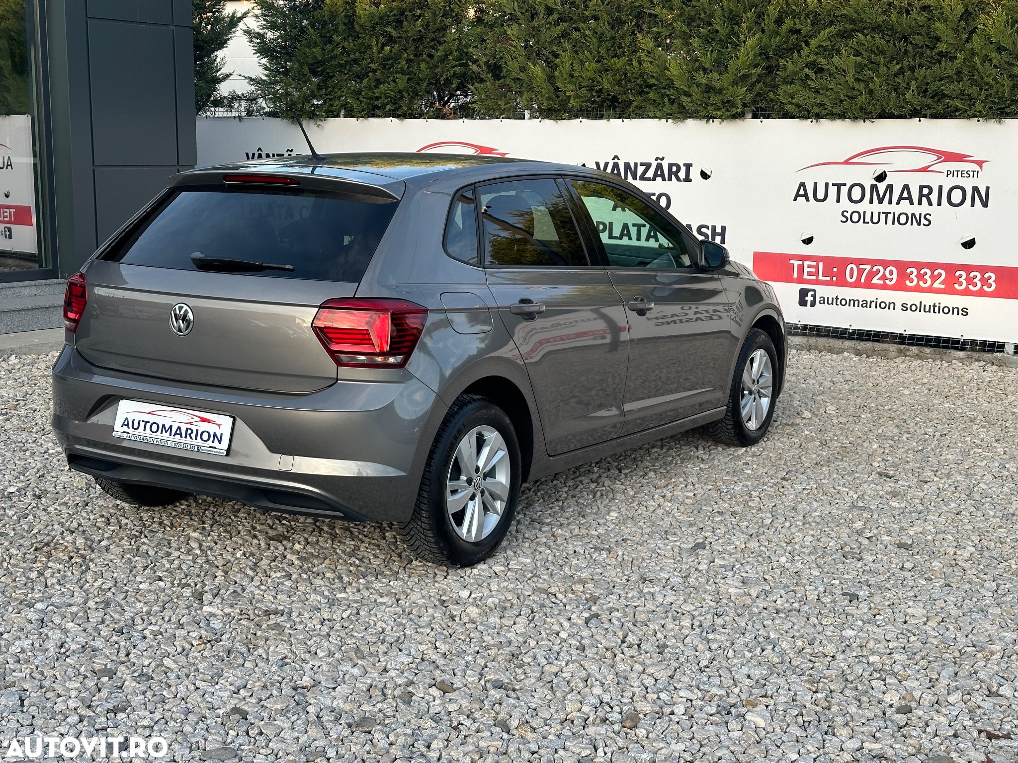 Volkswagen Polo 1.6 TDI Comfortline - 12