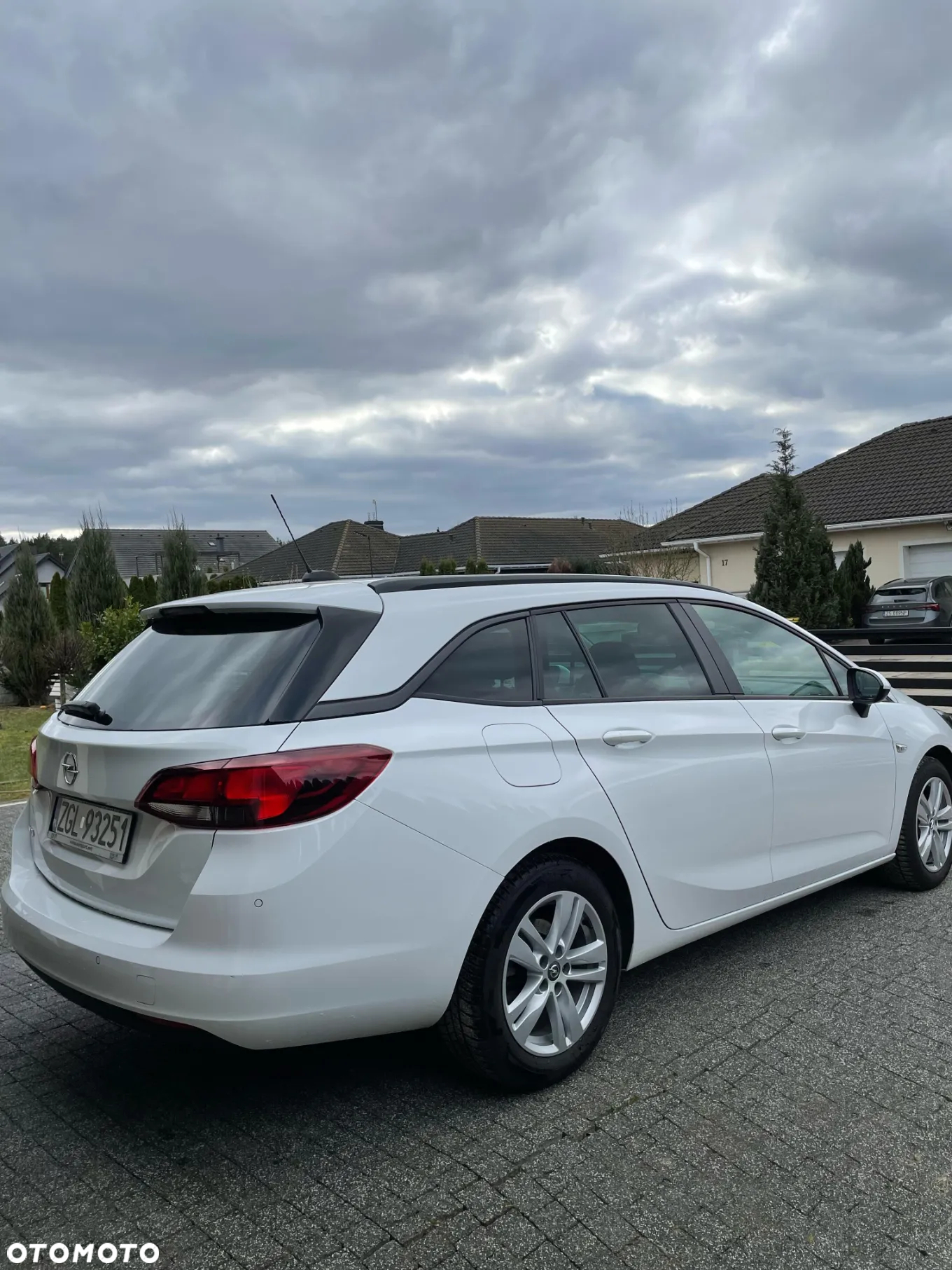 Opel Astra V 1.5 CDTI Edition S&S - 8