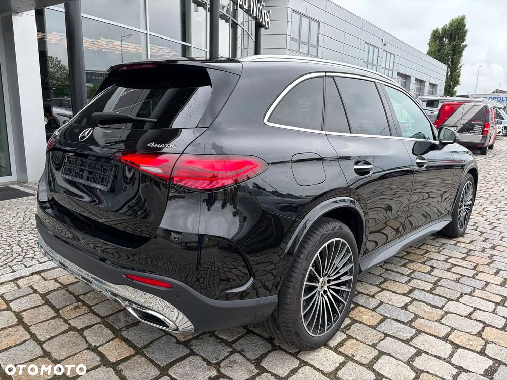 Mercedes-Benz GLC 220 d mHEV 4-Matic AMG Line - 4