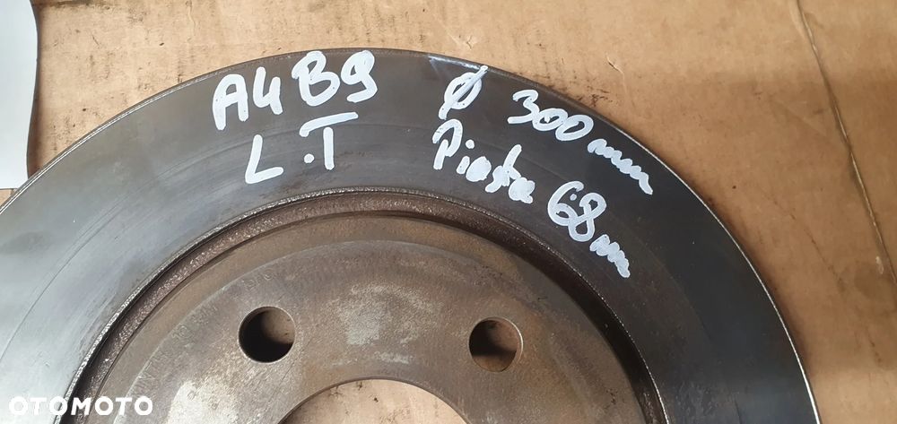 Tarcze hamulcowe tył tylne klocki Audi A4 B9 1.4 TFSI - 8