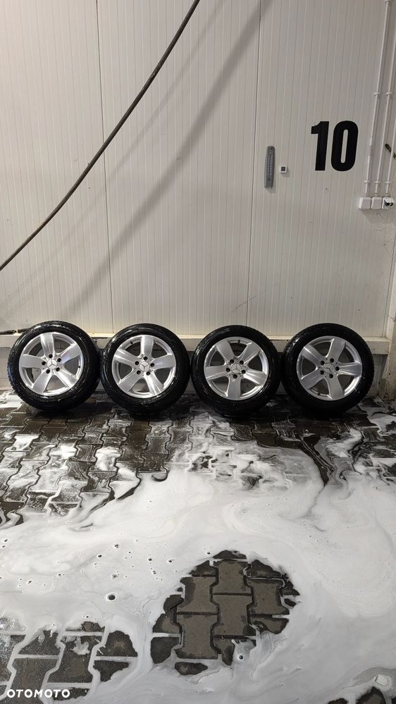 Mercedes-Benz Klasa E 240 T Avantgarde - 18