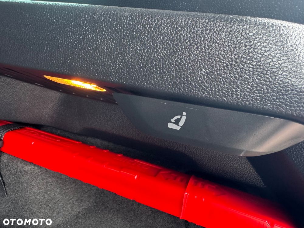 Skoda Karoq 1.6 TDI 4x2 Style DSG - 24