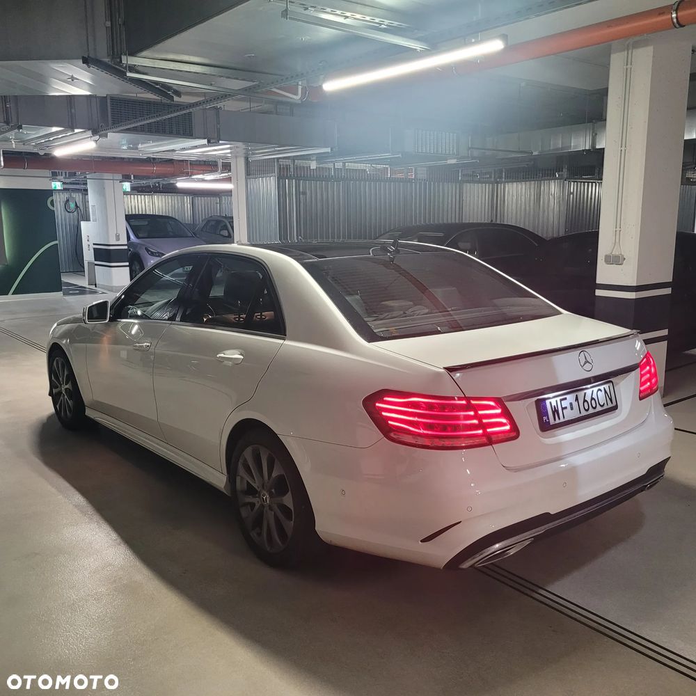 Mercedes-Benz Klasa E 220 BlueTEC 4-Matic Avantgarde - 4