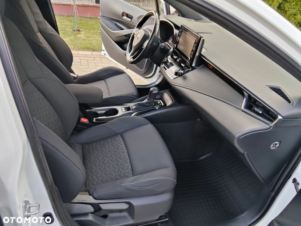 Toyota Corolla 1.8 Business Edition - 34