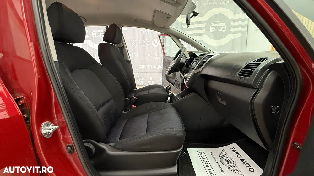 Hyundai ix20 1.4 CRDI blue Classic - 17