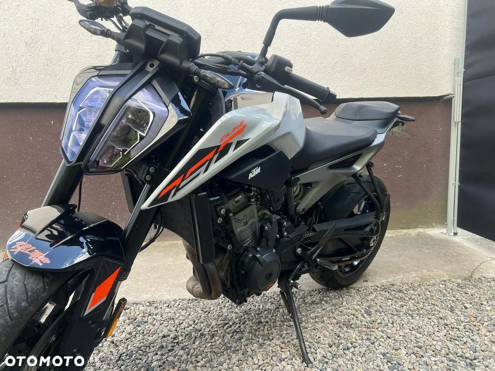 KTM Duke - 6