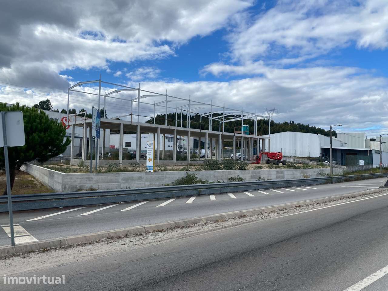 Venda Armazém  - Lordelo, Guimarães - Grande imagem: 5/12