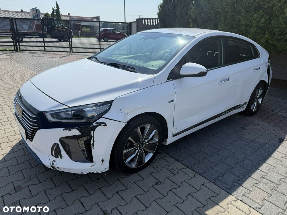 Hyundai IONIQ - 5