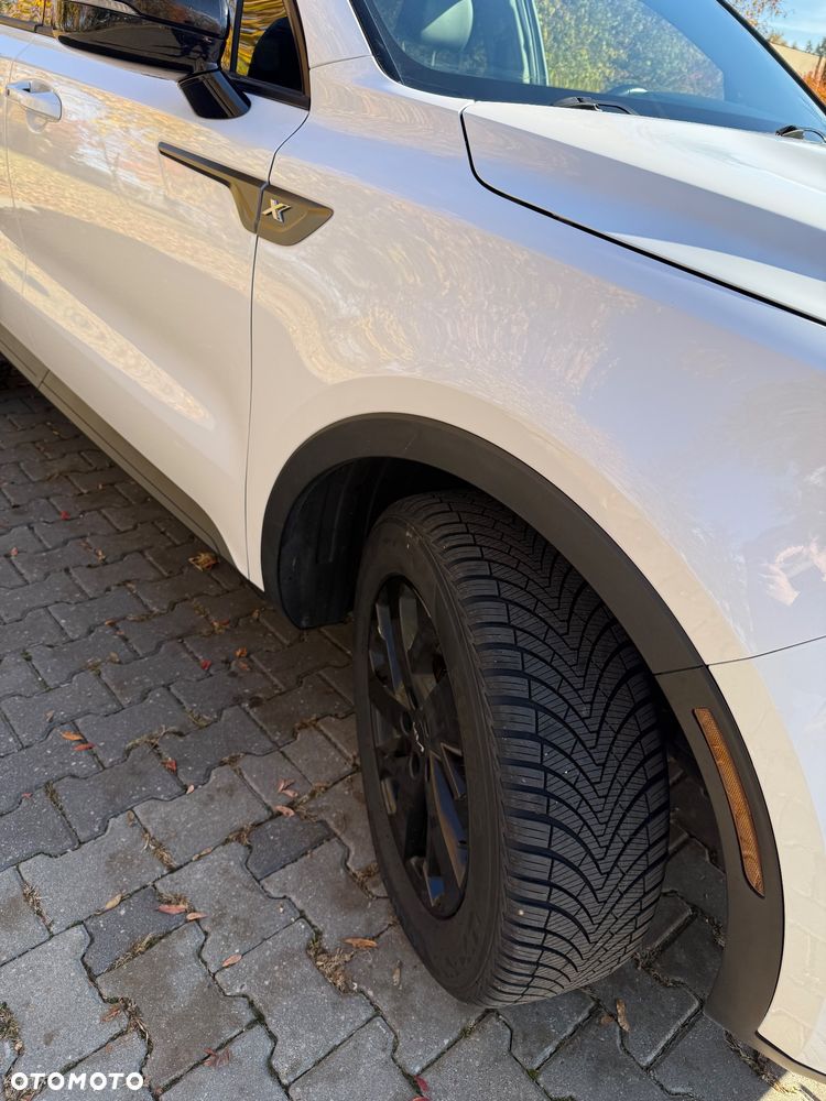 Kia Sorento - 28
