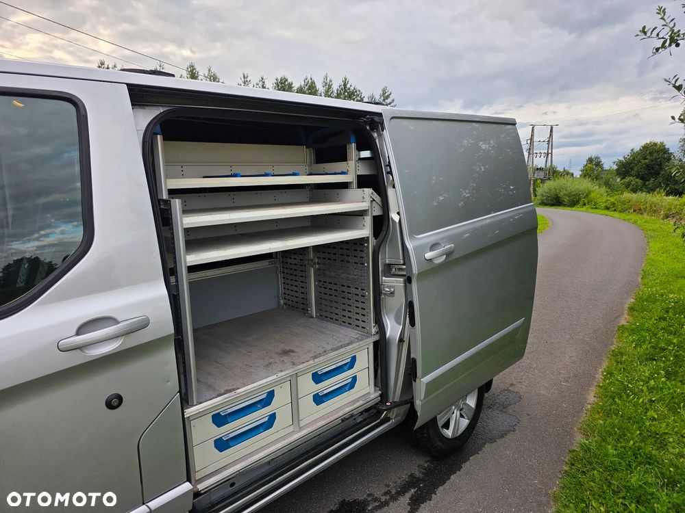 Ford Transit Custom - 19