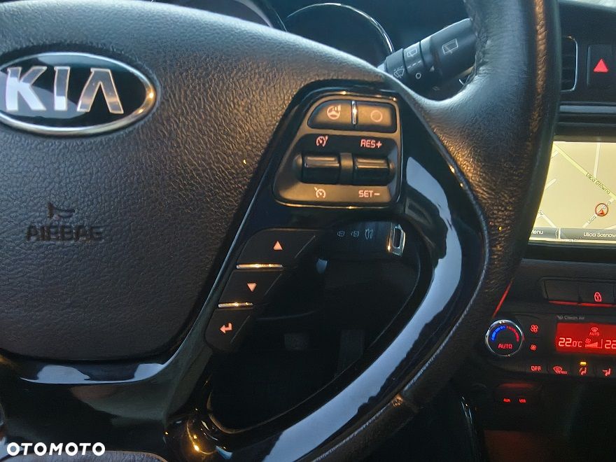 Kia Ceed 1.6 GDI L Business Line - 19