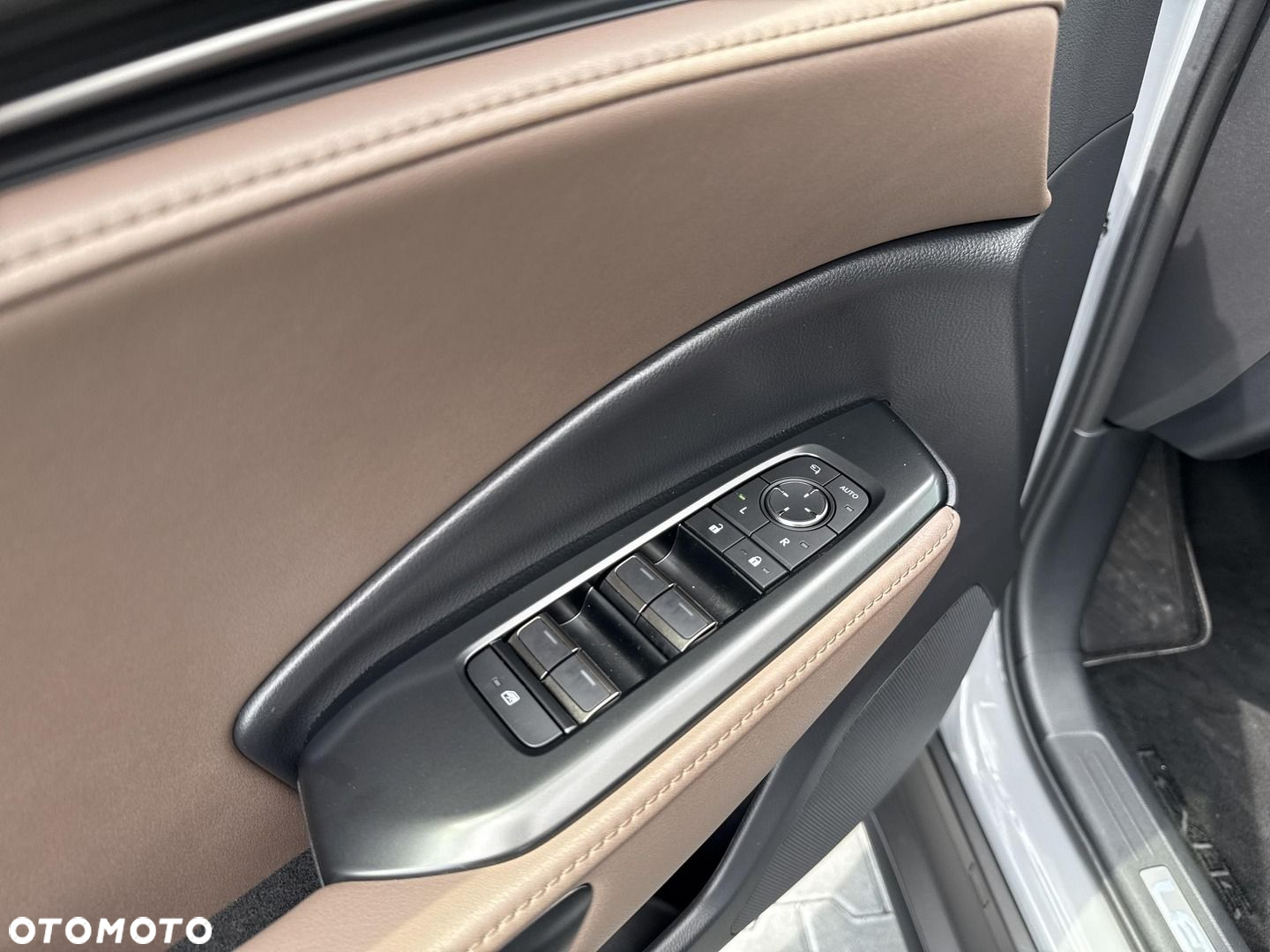 Lexus LBX 1.5 Hybrid Elegant - 13