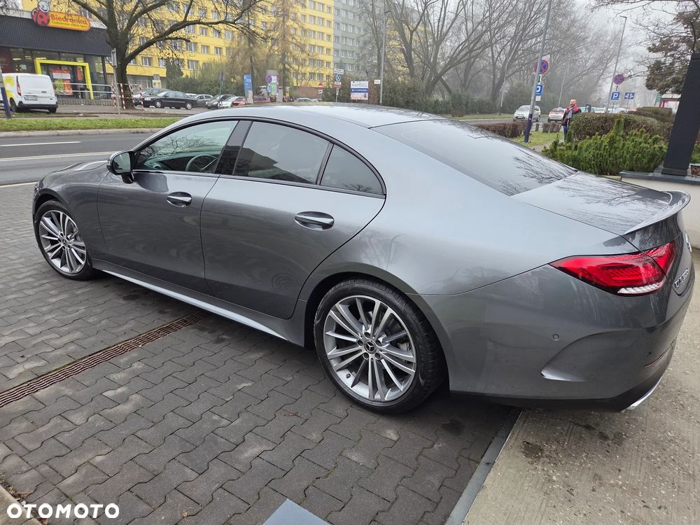 Mercedes-Benz CLS 300 d 4Matic 9G-TRONIC AMG Line - 17