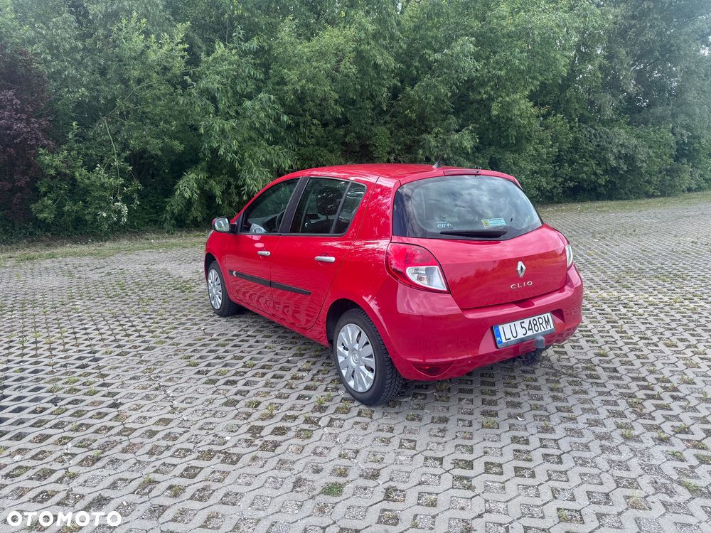 Renault Clio - 5