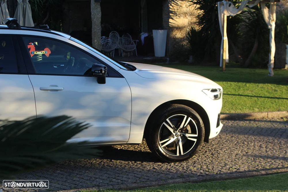 Volvo XC 60 2.0 T8 PHEV R-Design AWD - 6