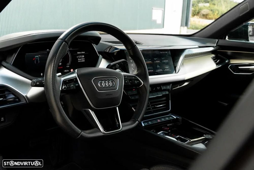 Audi e-tron GT - 11