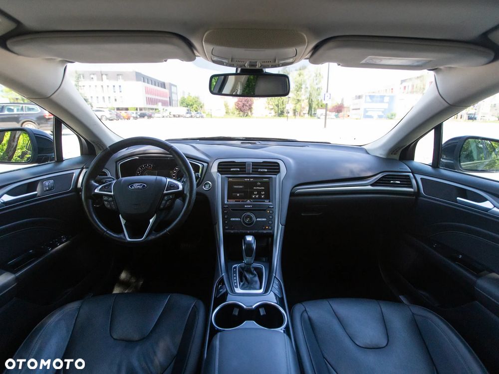 Ford Mondeo 2.0 TDCi Titanium PowerShift - 23
