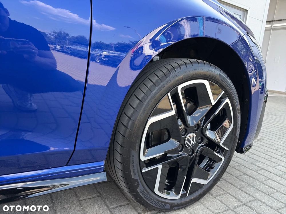 Volkswagen Golf 1.5 eTSI mHEV R-Line Plus DSG - 8