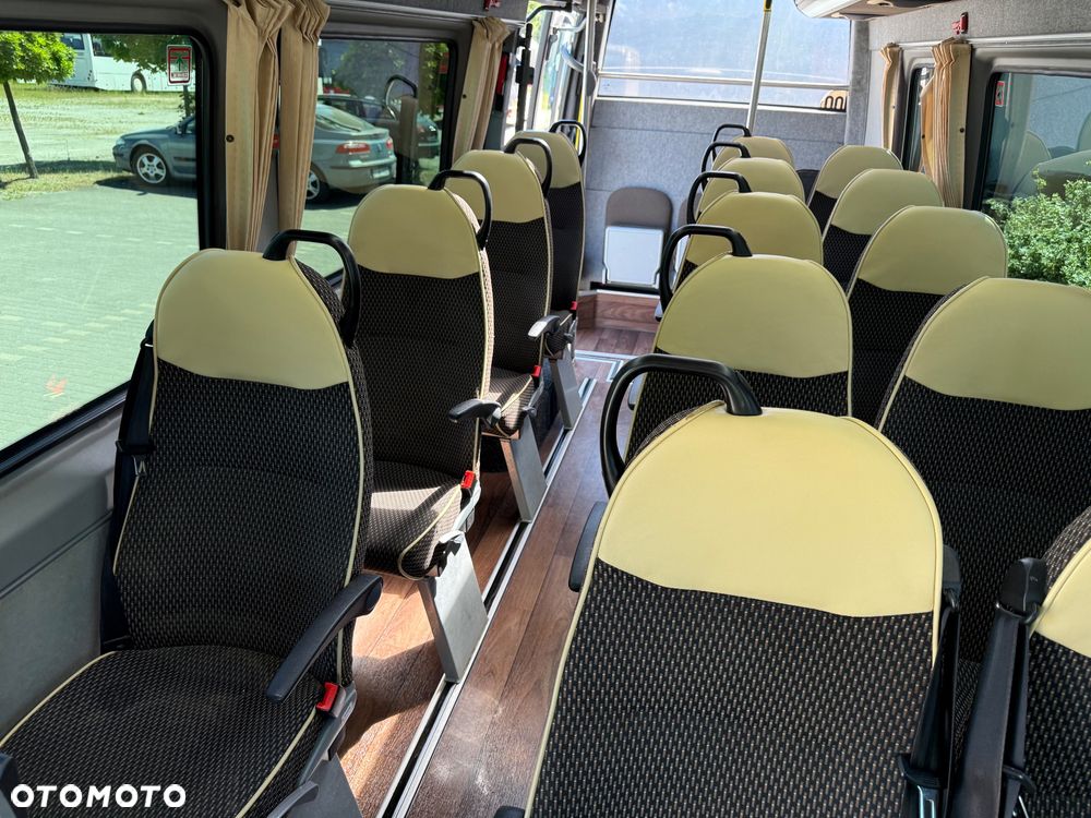 Mercedes-Benz SPRINTER 516 CITY - 16
