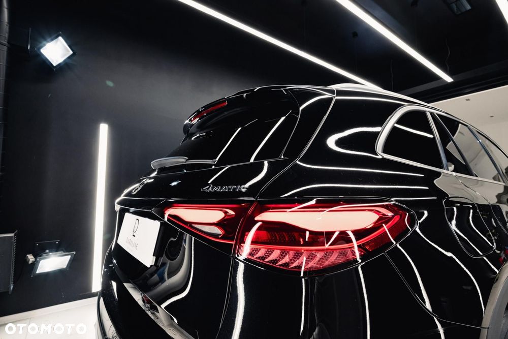Mercedes-Benz GLC - 40