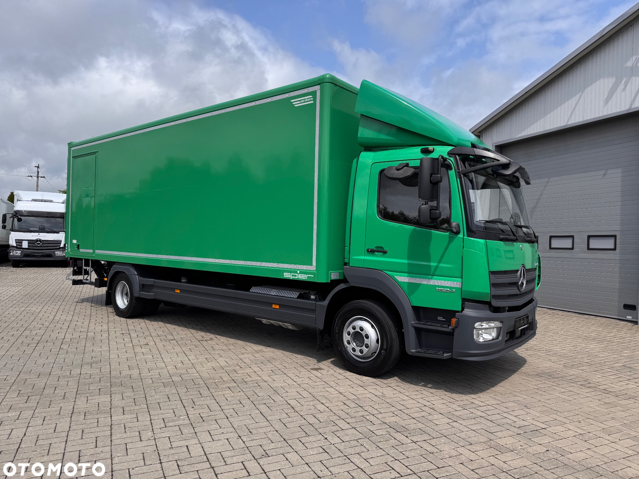 Mercedes-Benz ATEGO - 4