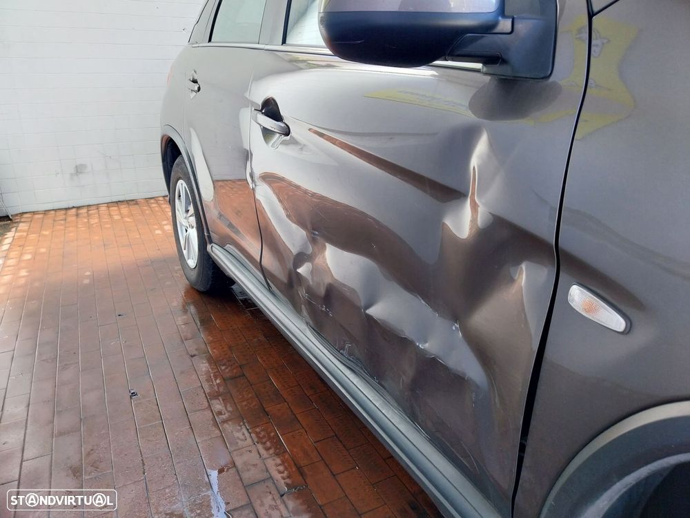 Citroën C4 Aircross 1.6 HDi S/S Exclusive - 3