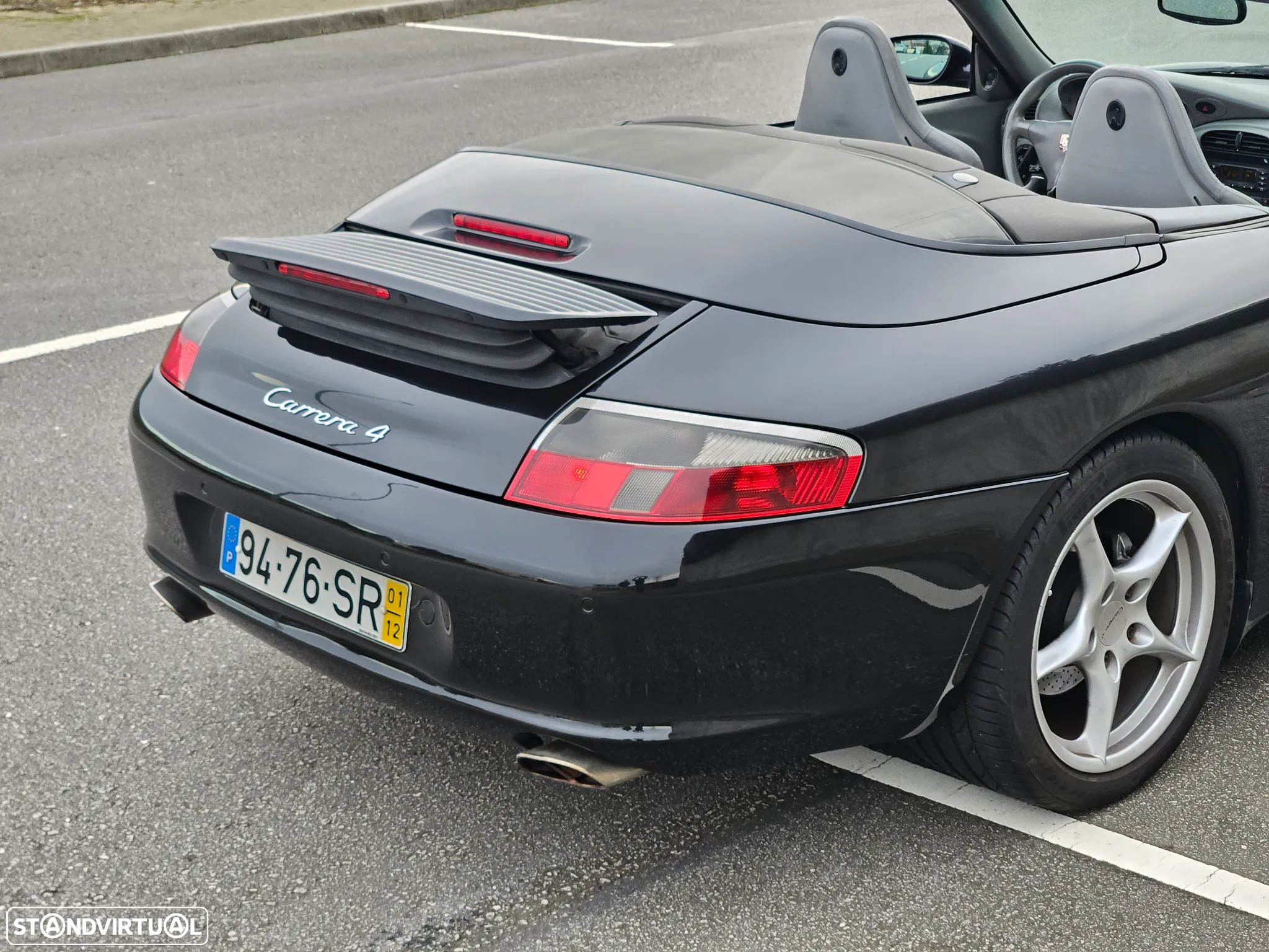 Porsche 911 (996) Carrera 4 - 39