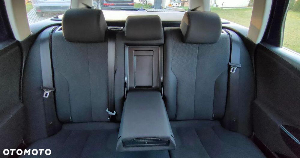 Volkswagen Passat 1.8 TSI Exclusive - 16