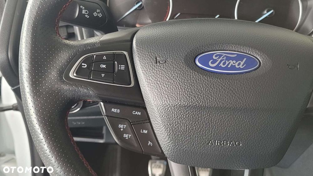 Ford EcoSport - 19