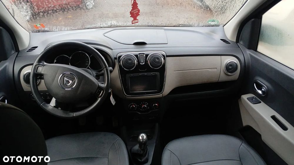Dacia Lodgy 1.2 TCe Prestige S&S - 17