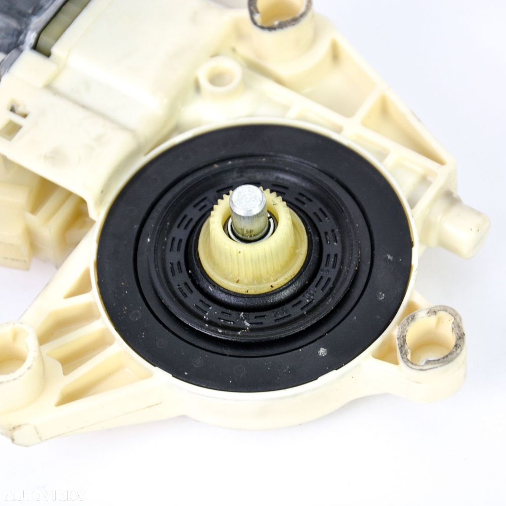 Motoras macara Fata dreapta Mercedes-Benz E-CLASS (W212)  2009  > 000 - 2