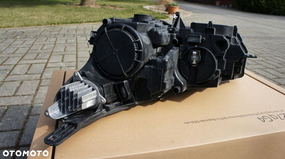 PRZEDNIA PRAWA LAMPA OPEL CROSSLAND X LIFT FULL LED - 7