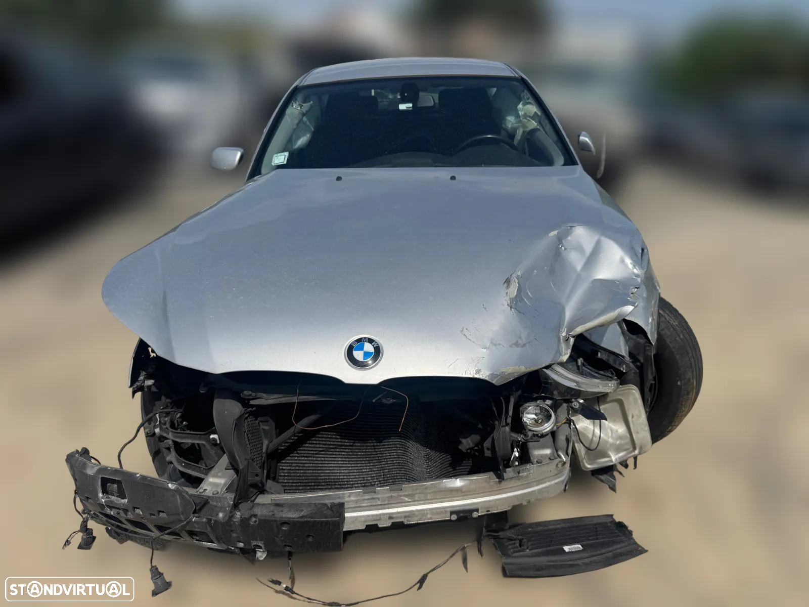 BMW E60 520 d de 2006 para peças - 3