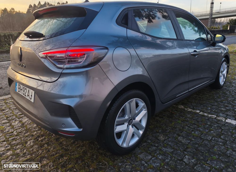 Renault Clio 1.0 TCe Evolution Bi-Fuel - 8