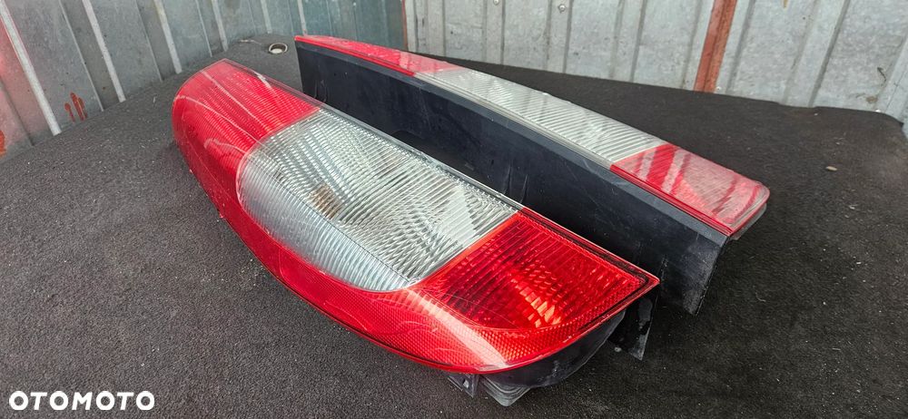 Lampa tylna lewa prawa tył Mercedes Vito II lift W639 - 3