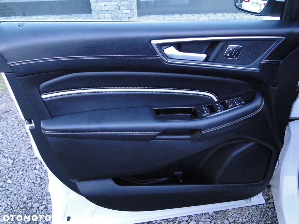 Ford Edge 2.0 TDCi Bi-Turbo 4x4 Vignale - 28