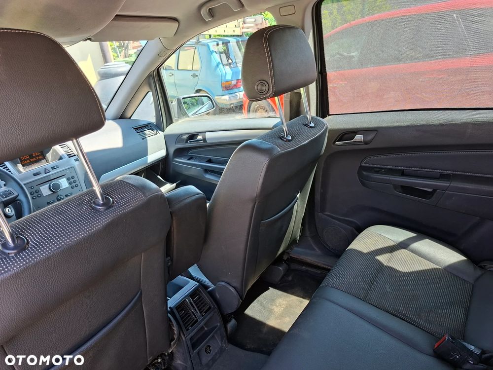 Opel Zafira 1.9 CDTI Cosmo - 10