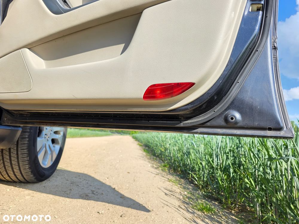 Subaru Outback 3.0RE EXE - 40