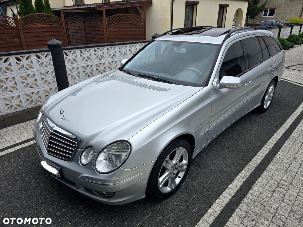 Mercedes-Benz Klasa E 320 CDI 4-Matic Avantgarde - 35