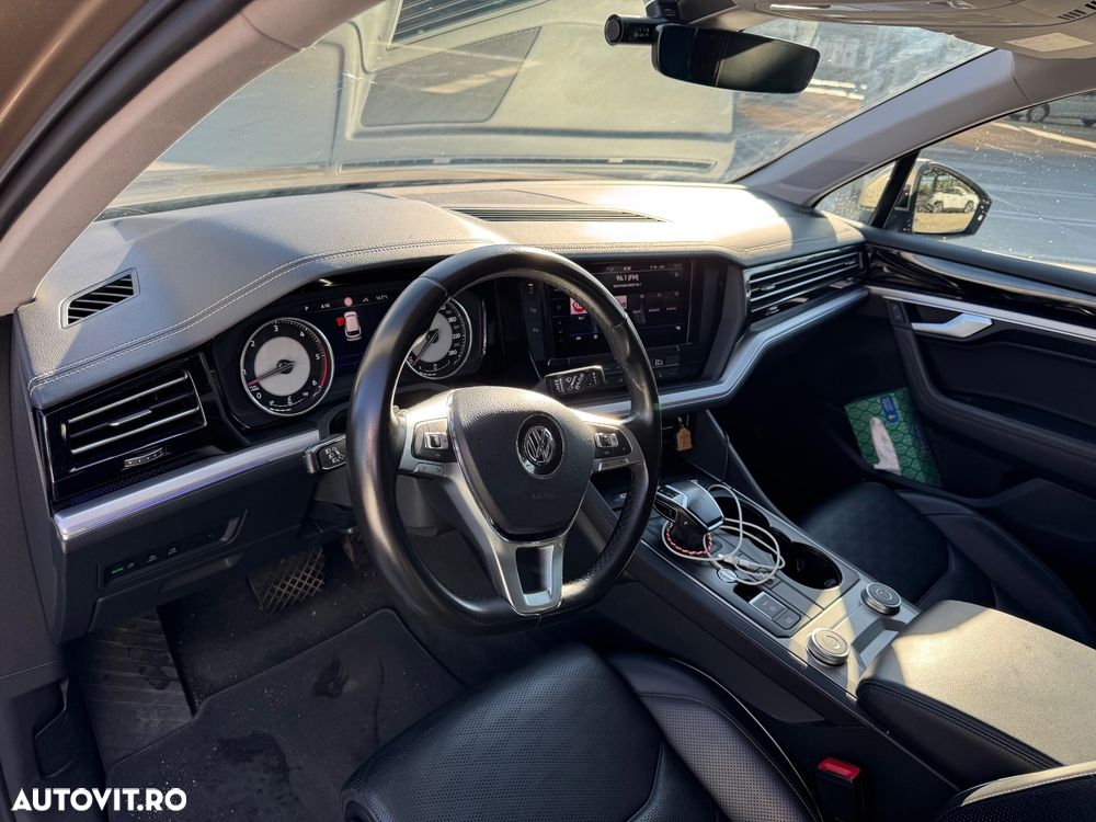 Volkswagen Touareg V6 TDI Elegance - 7