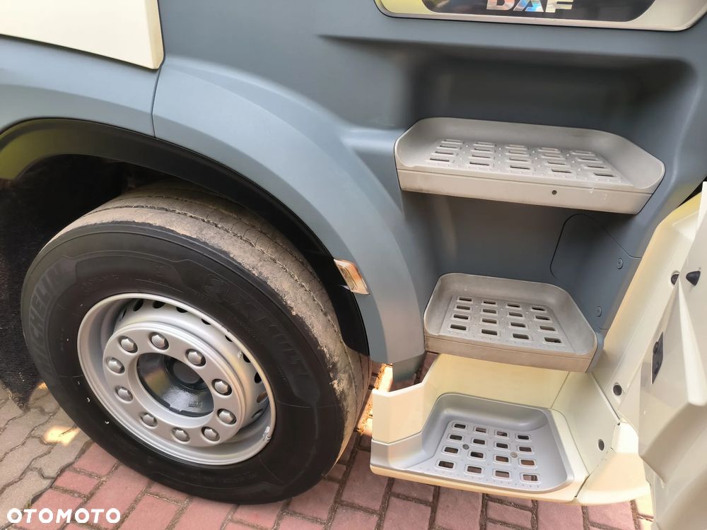 DAF XF - 6