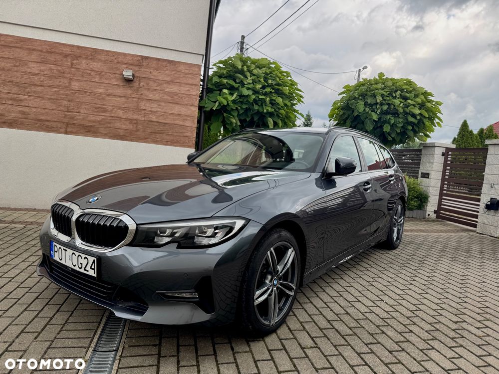 BMW Seria 3 320d Sport - 2