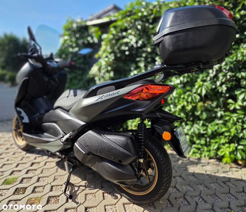 Yamaha X-max - 8
