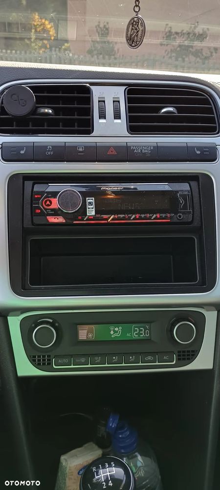 Volkswagen Polo - 7
